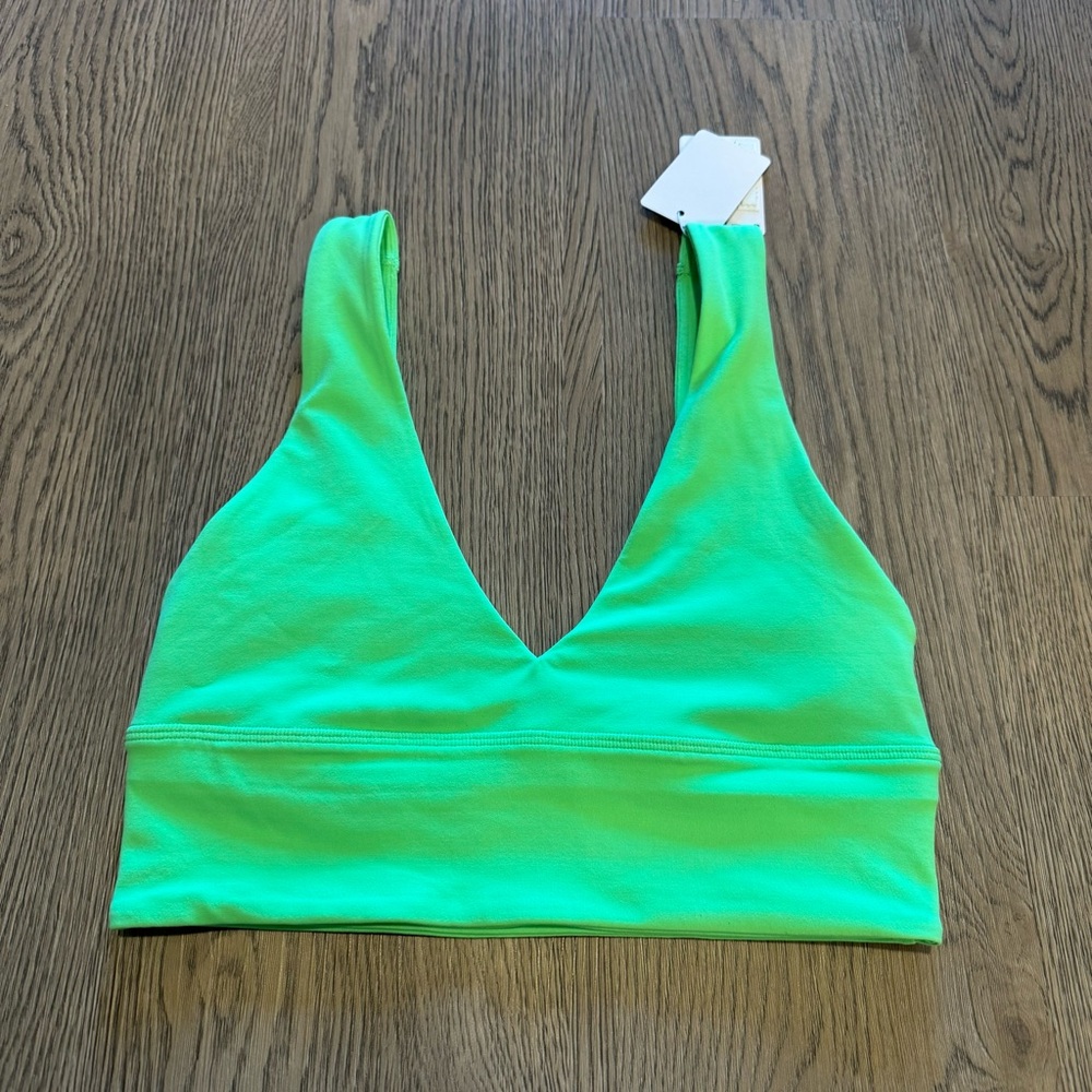 Lululemon Align V-Neck Bra - Pistachio